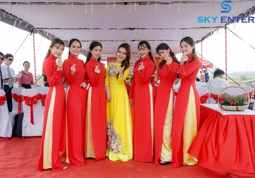 to-chuc-le-khoi-cong-nha-may-logistic